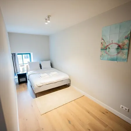 アパート Flawless 3 Bedroom *